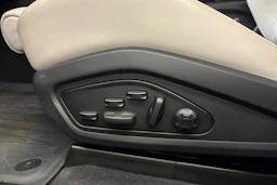 Porsche Taycan 2023 kuva 15.