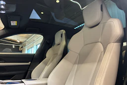 Porsche Taycan 2023 kuva 16.