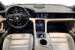 Musta Porsche Taycan 2023 kuva 8.