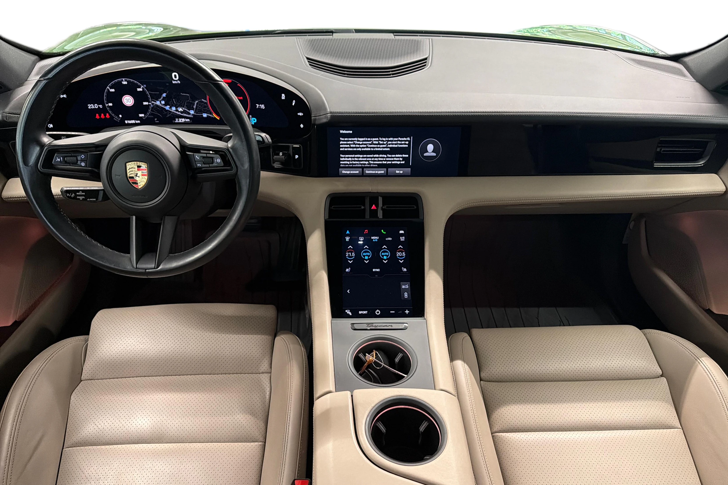 vihreä Porsche Taycan 2023 kuva 8.