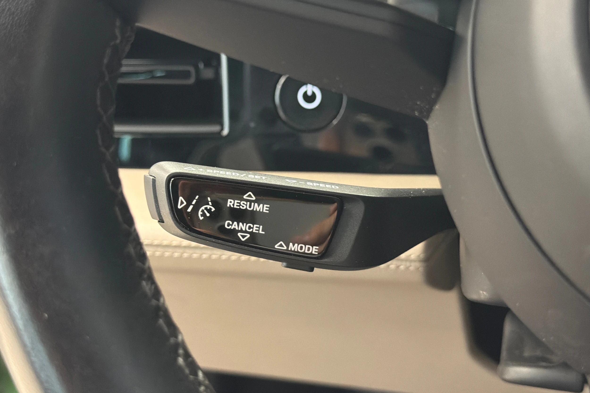 vihreä Porsche Taycan 2023 kuva 21.