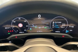 Sininen Porsche Taycan 2023 kuva 10.