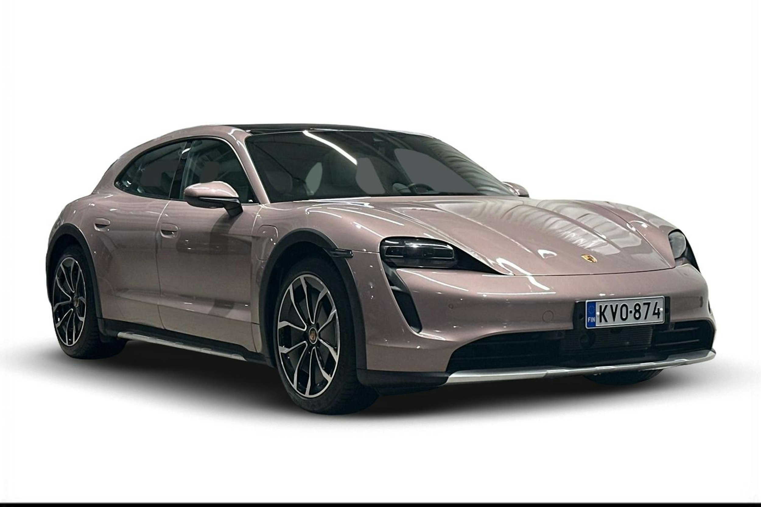 Punainen Porsche Taycan 2023 kuva 26.