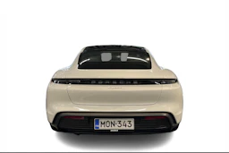 valkoinen Porsche Taycan 2023 kuva 3.