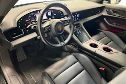 musta Porsche Taycan 2023 kuva 6.