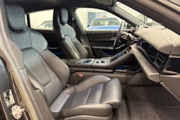 met. Harmaa Porsche Taycan 2023 kuva 12.