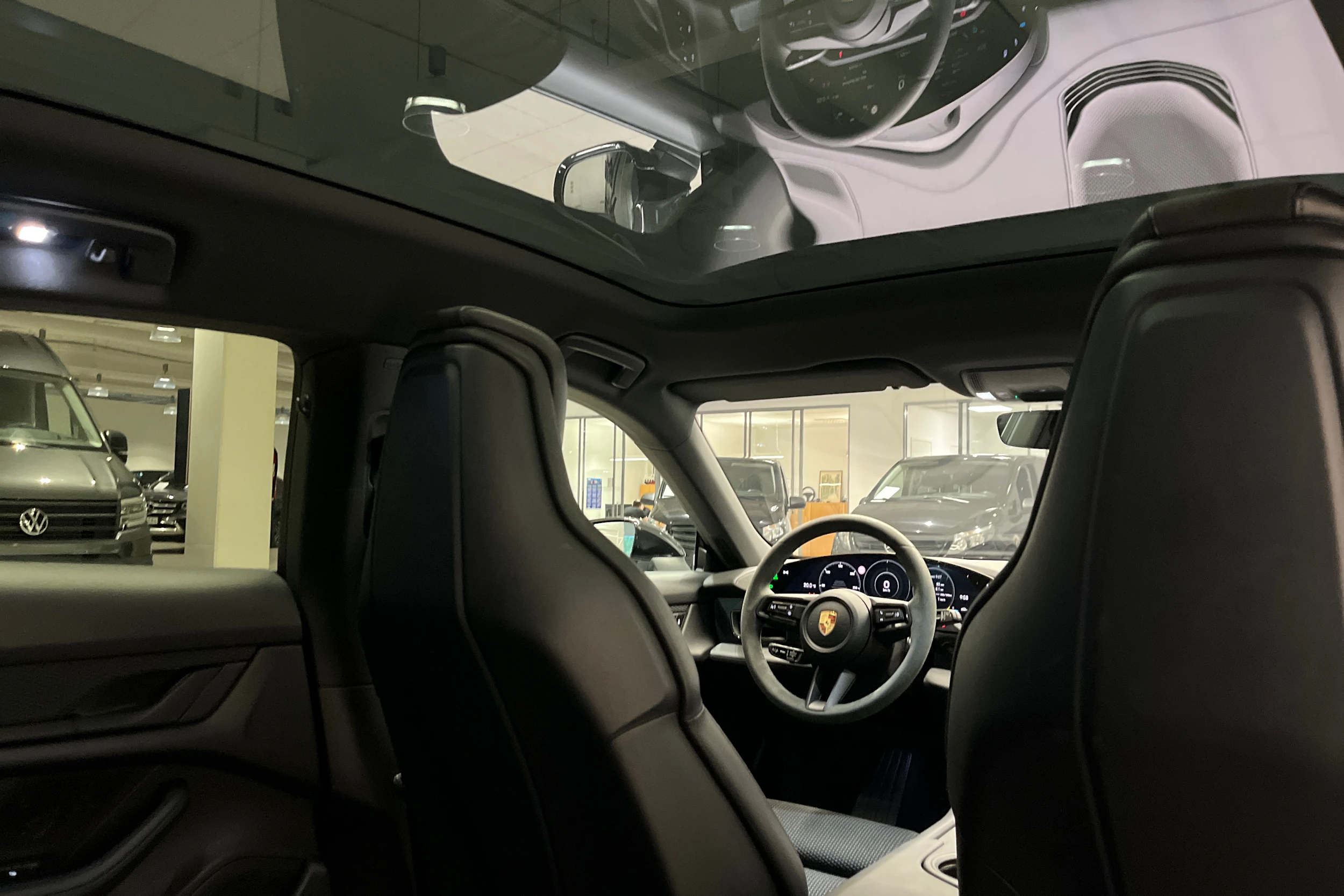 Porsche Taycan 2023 kuva 22.