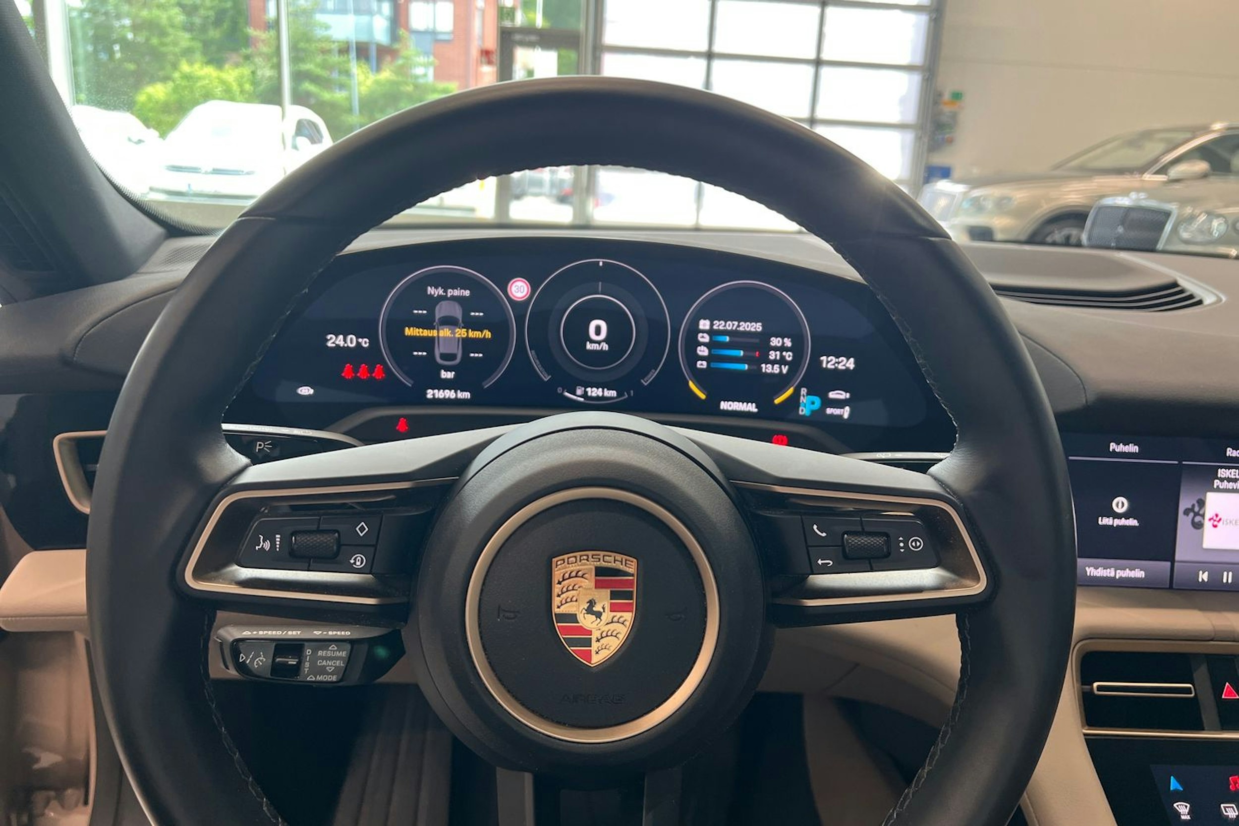met. Ruskea (beige) Porsche Taycan 2023 kuva 10.