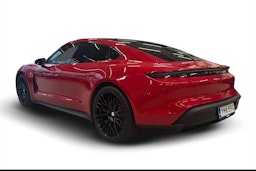 punainen Porsche Taycan 2023 kuva 2.
