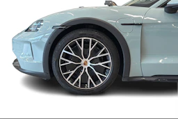 vihreä Porsche Taycan 2024 kuva 8.