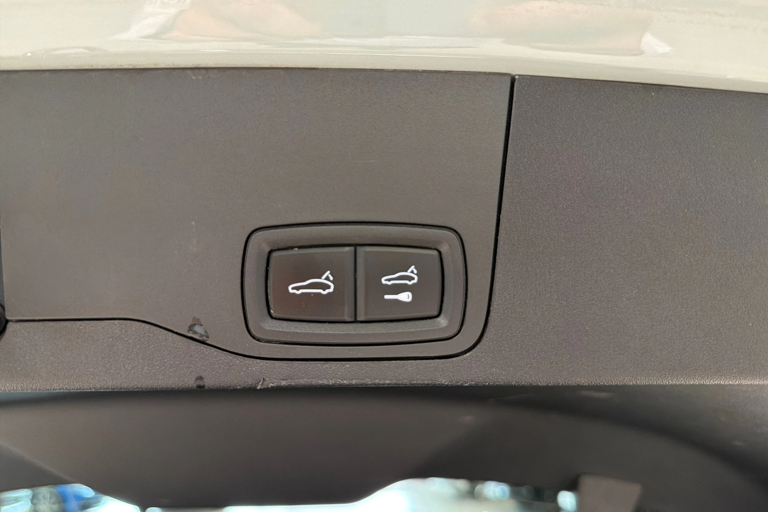 vihreä Porsche Taycan 2024 kuva 21.