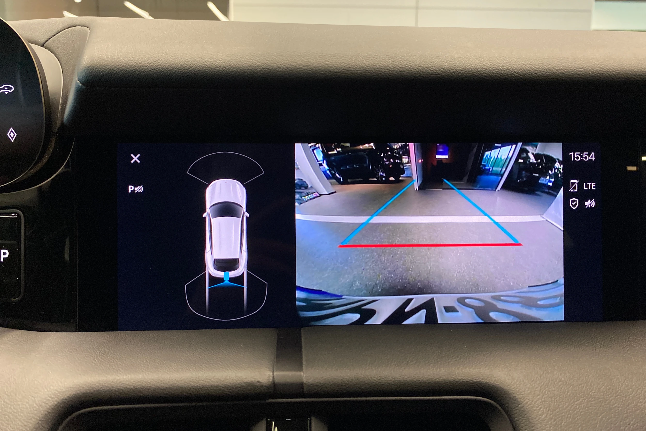 met. sininen Porsche Taycan 2024 kuva 20.