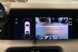 met. sininen Porsche Taycan 2024 kuva 20.