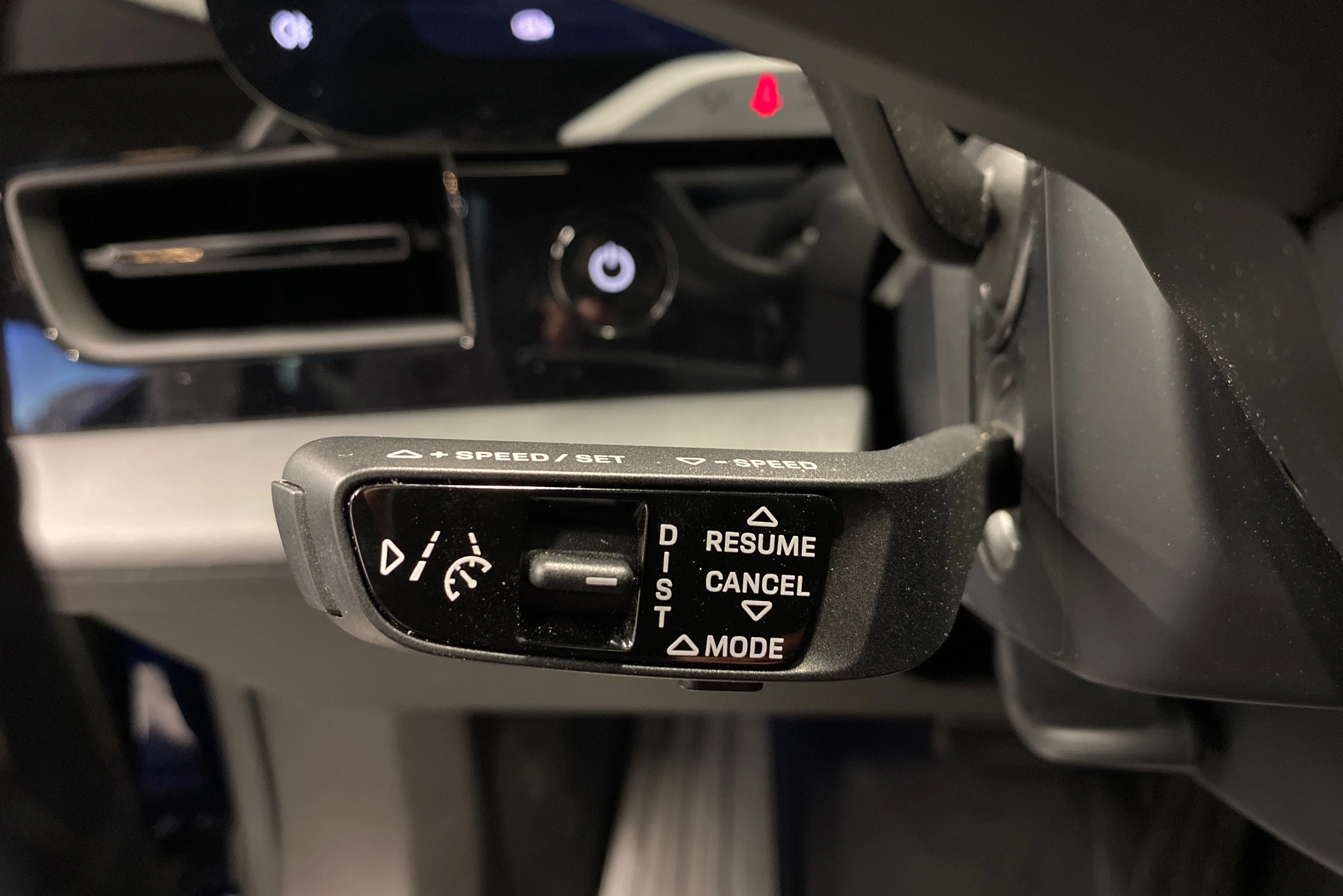 met. sininen Porsche Taycan 2024 kuva 25.