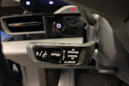 met. sininen Porsche Taycan 2024 kuva 25.