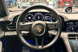 violetti Porsche Taycan 2024 kuva 10.
