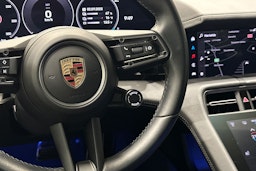 violetti Porsche Taycan 2024 kuva 11.