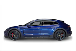 sininen Porsche Taycan 2023 kuva 5.