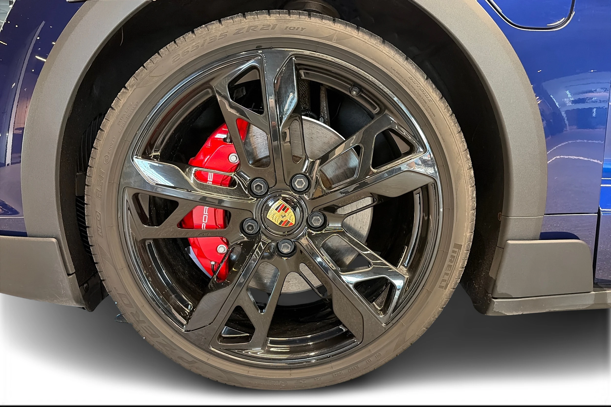 sininen Porsche Taycan 2023 kuva 9.