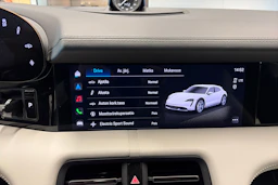sininen Porsche Taycan 2023 kuva 20.