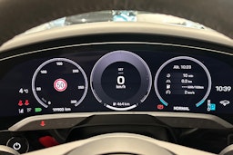 Musta Porsche Taycan 2024 kuva 23.