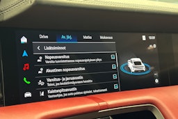 Musta Porsche Taycan 2024 kuva 24.