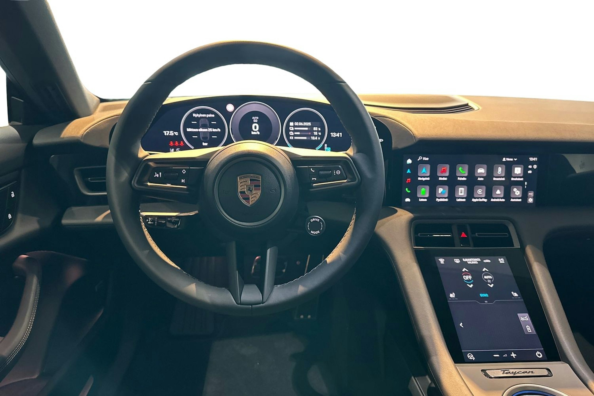 sininen Porsche Taycan 2025 kuva 7.