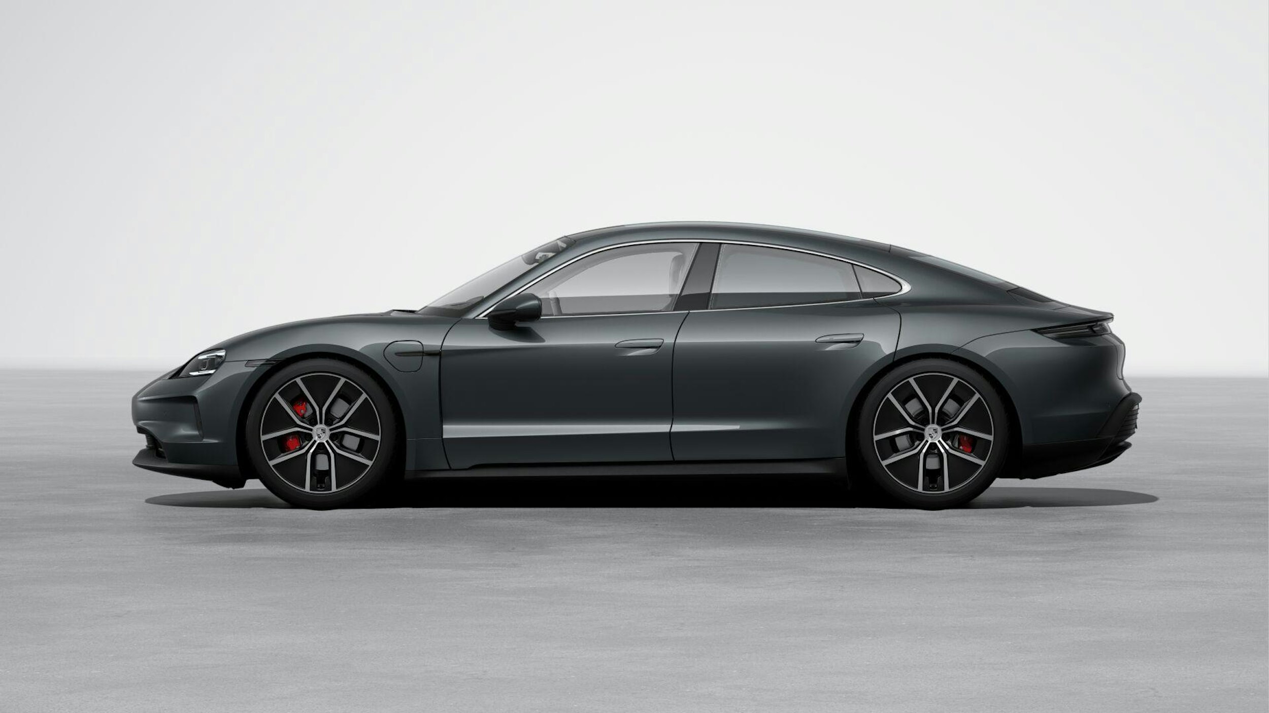 harmaa Porsche Taycan 2025 kuva 3.