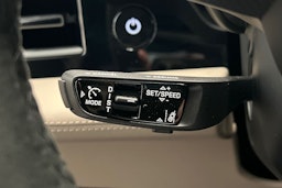 harmaa Porsche Taycan 2025 kuva 15.