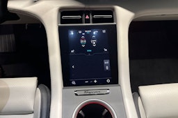 musta Porsche Taycan 2025 kuva 17.