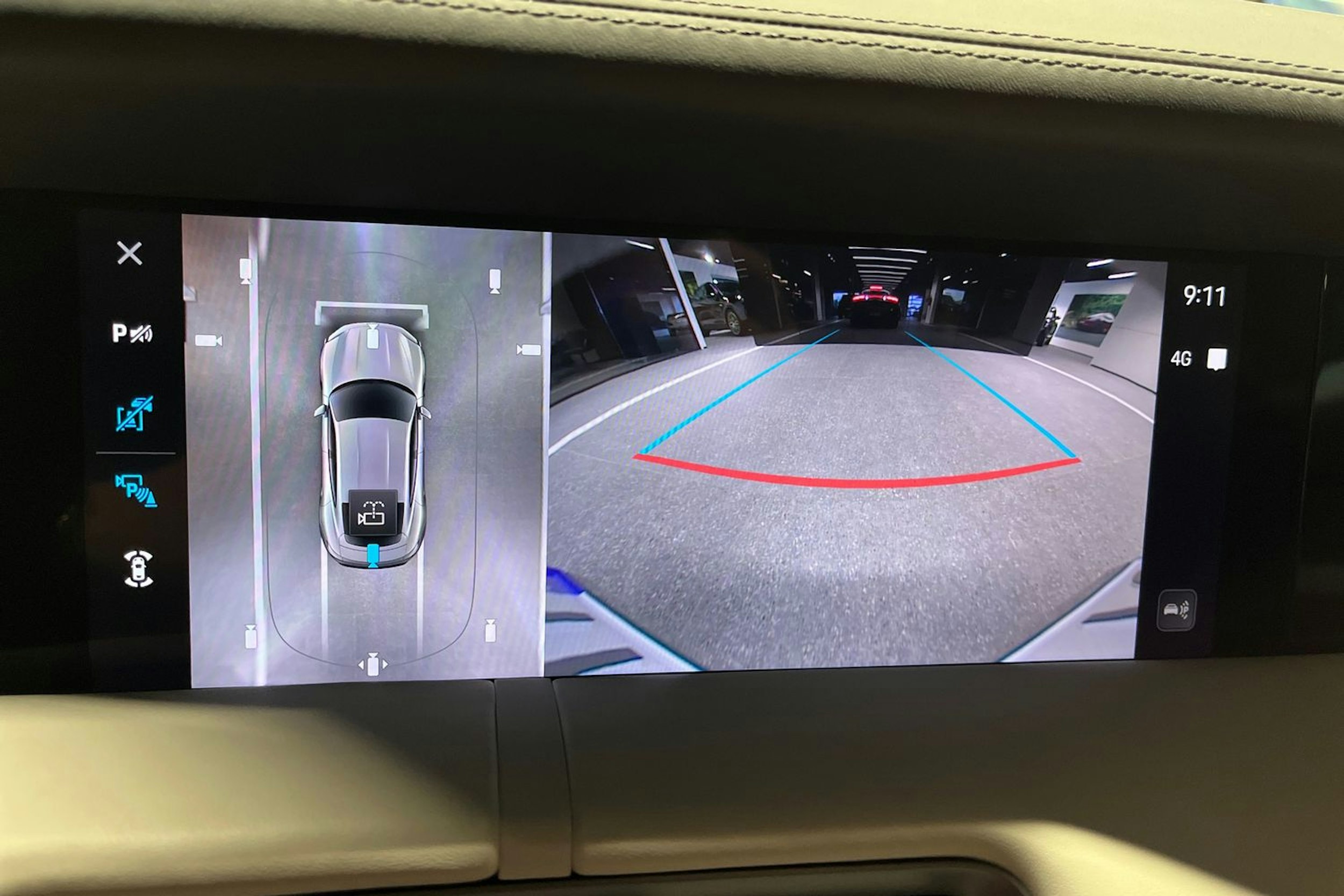 musta Porsche Taycan 2025 kuva 18.