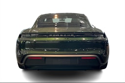 vihreä Porsche Taycan 2025 kuva 5.