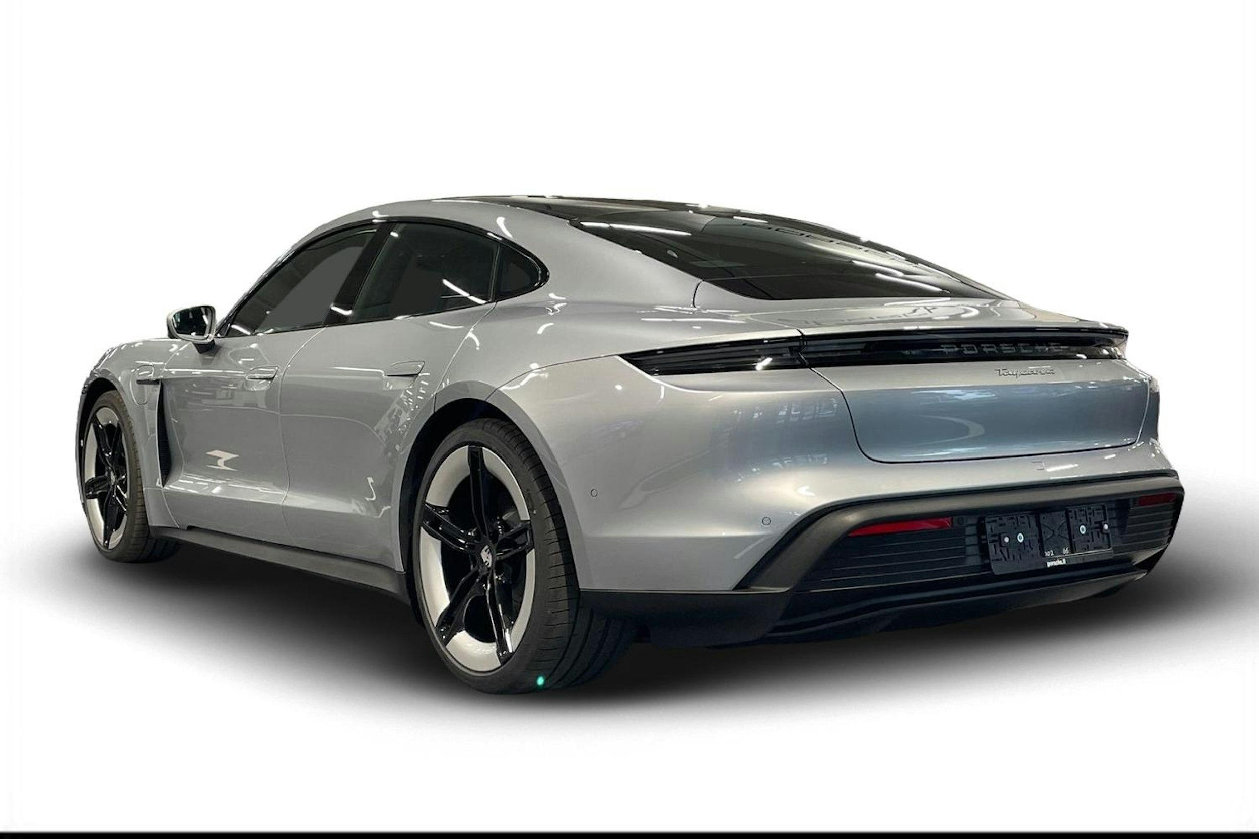 met. harmaa Porsche Taycan 2026 kuva 2.