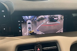 musta Porsche Taycan 2026 kuva 15.