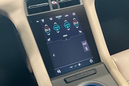 musta Porsche Taycan 2026 kuva 16.