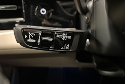 musta Porsche Taycan 2026 kuva 18.