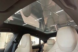 musta Porsche Taycan 2026 kuva 19.