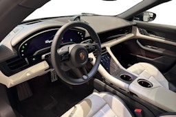 musta Porsche Taycan 2026 kuva 6.