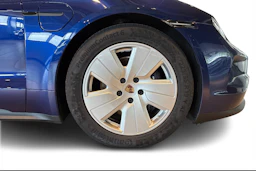 sininen Porsche Taycan 2026 kuva 9.