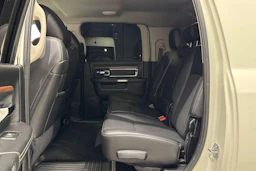 valkoinen Dodge RAM 2019 kuva 11.