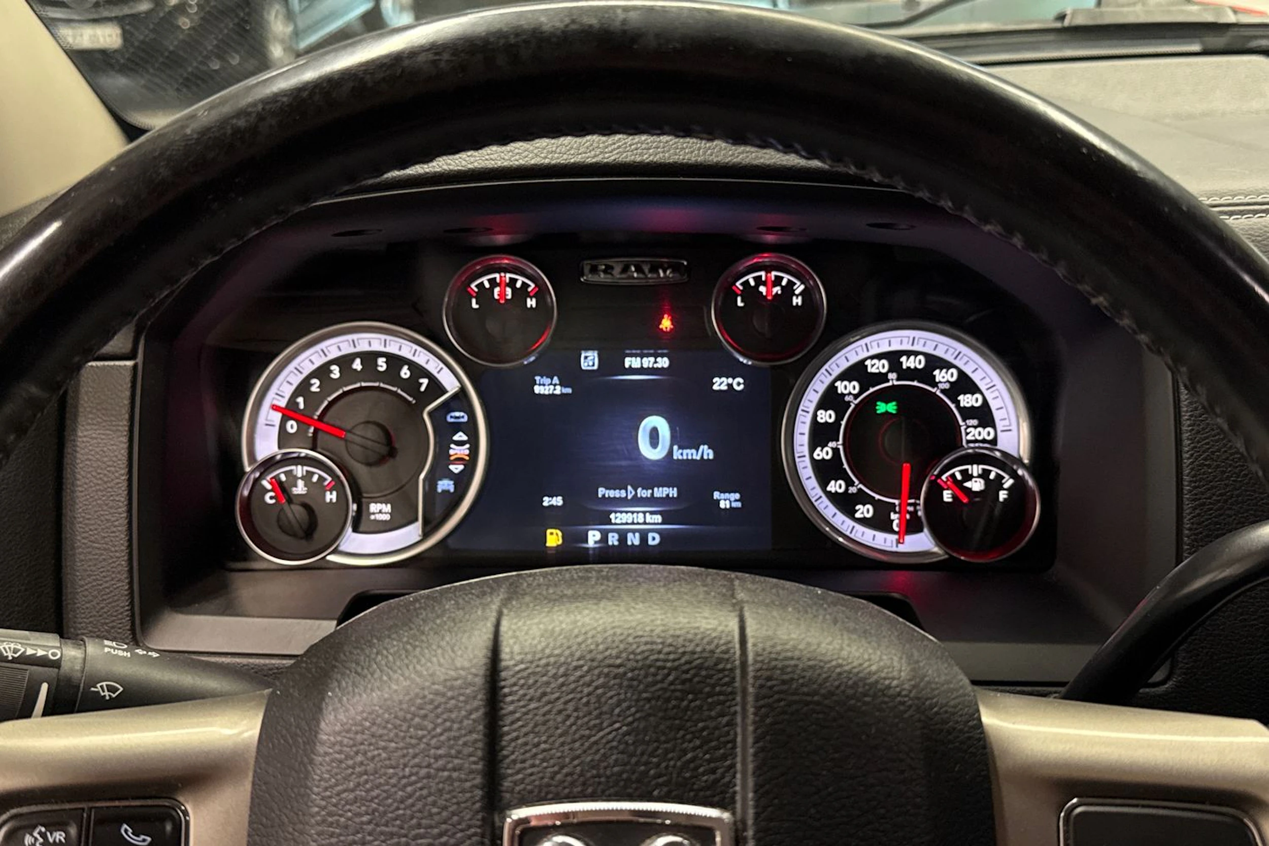 valkoinen Dodge RAM 2019 kuva 28.