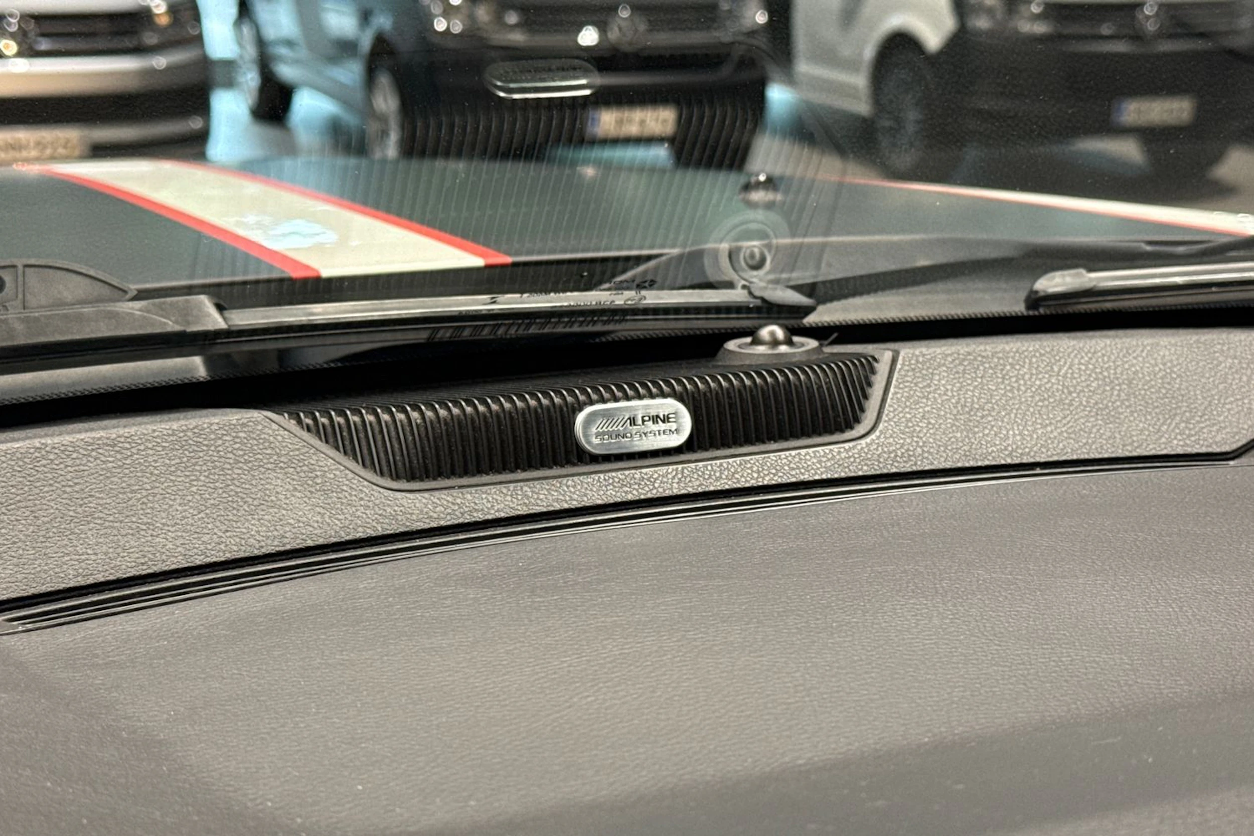 valkoinen Dodge RAM 2019 kuva 31.