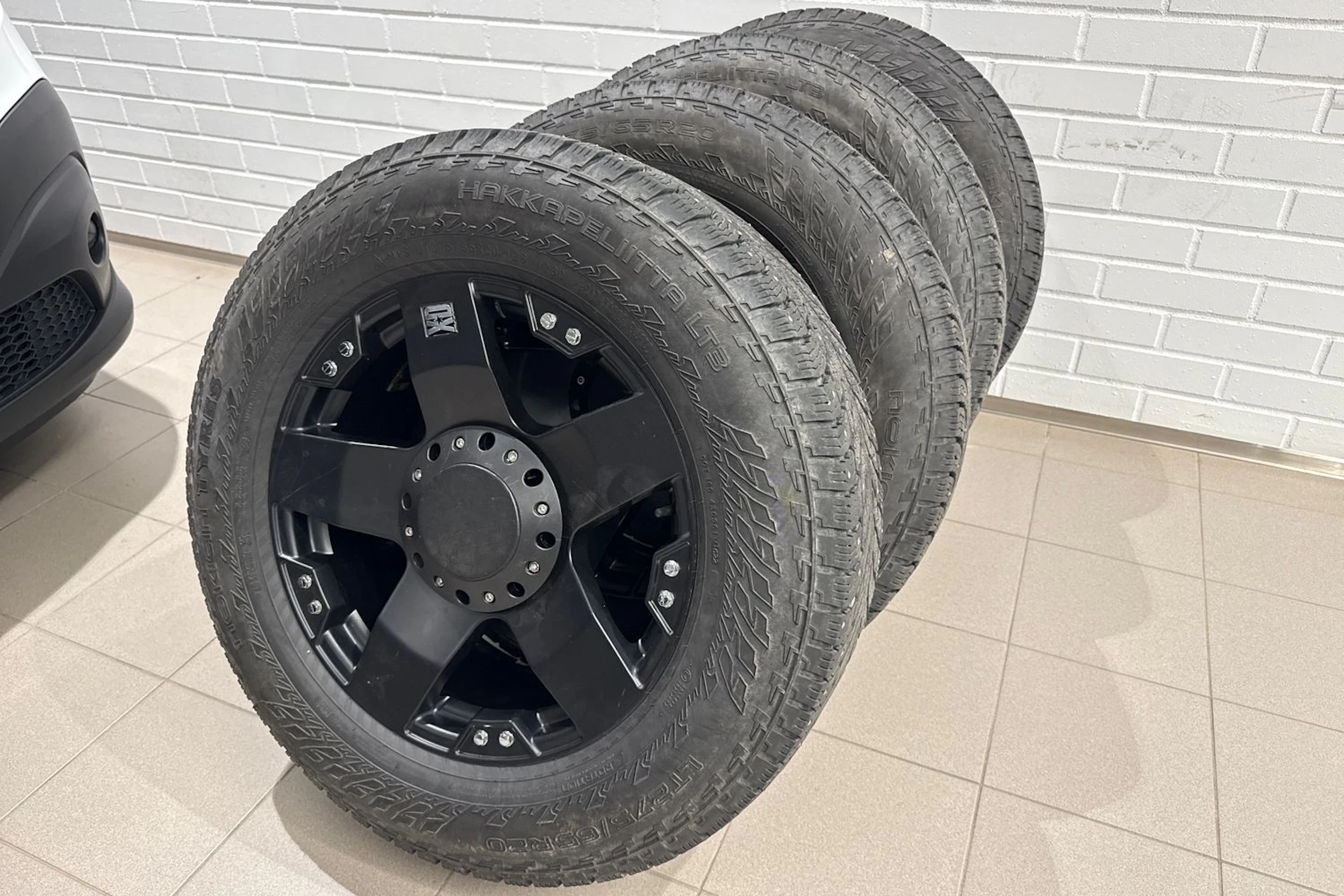 valkoinen Dodge RAM 2019 kuva 36.