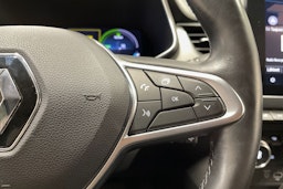 Punainen Renault Arkana 2021 kuva 24.