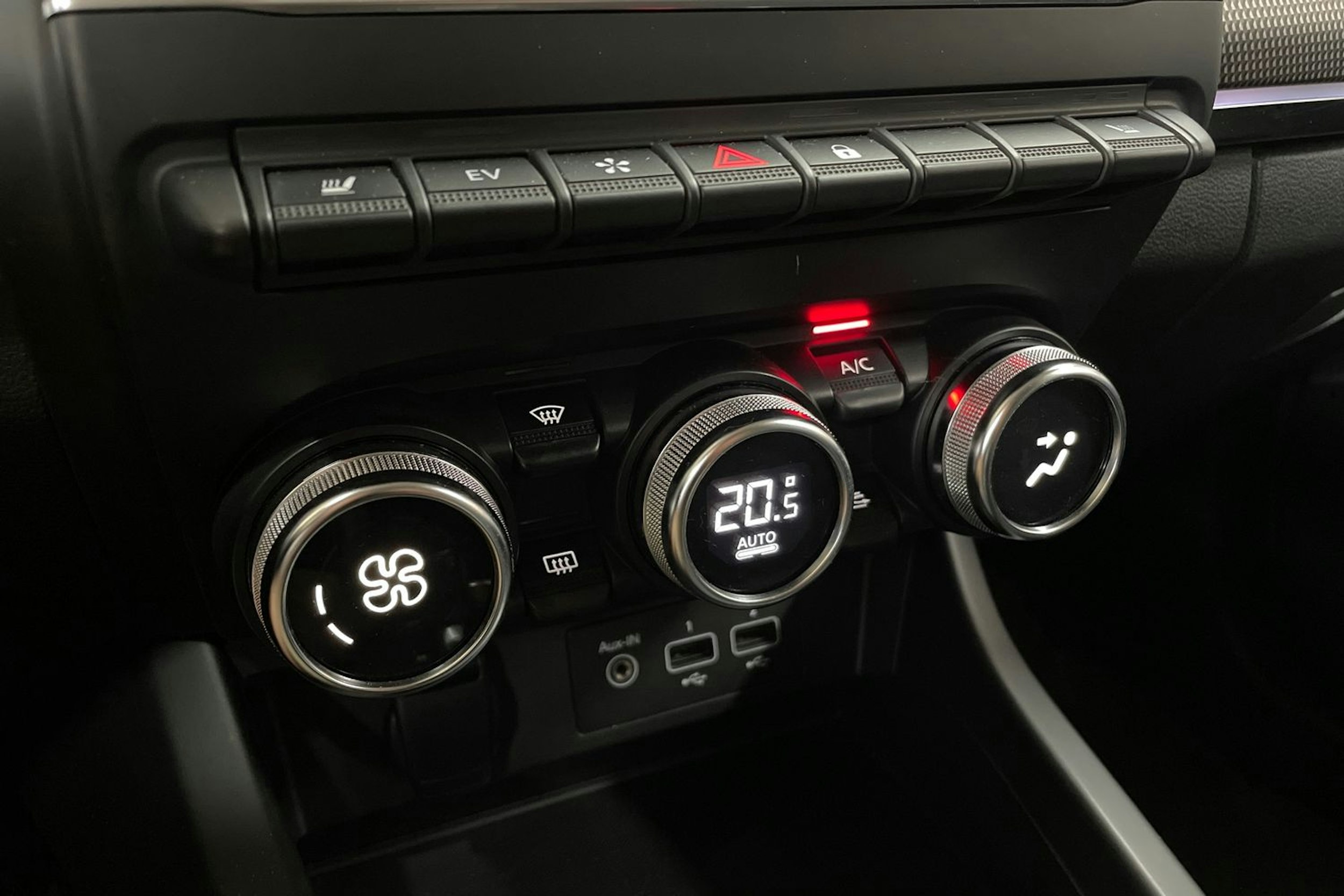 Sininen Renault Arkana 2021 kuva 25.