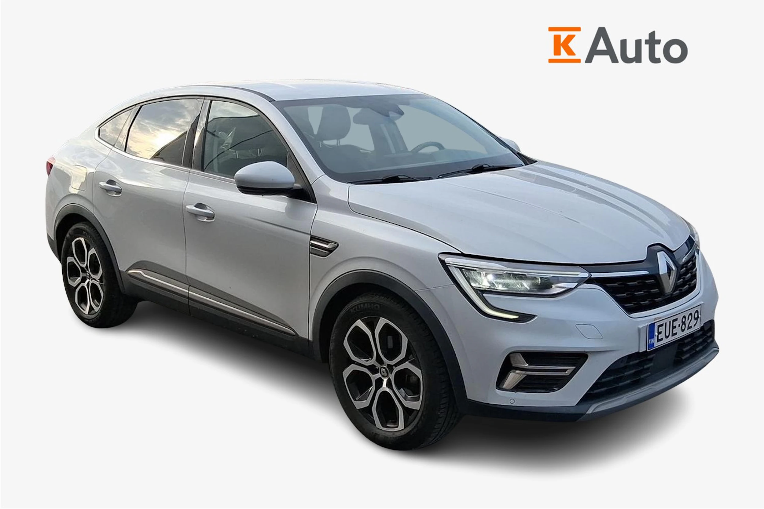 valkoinen Renault Arkana 2022 kuva 1.