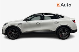 valkoinen Renault Arkana 2022 kuva 6.
