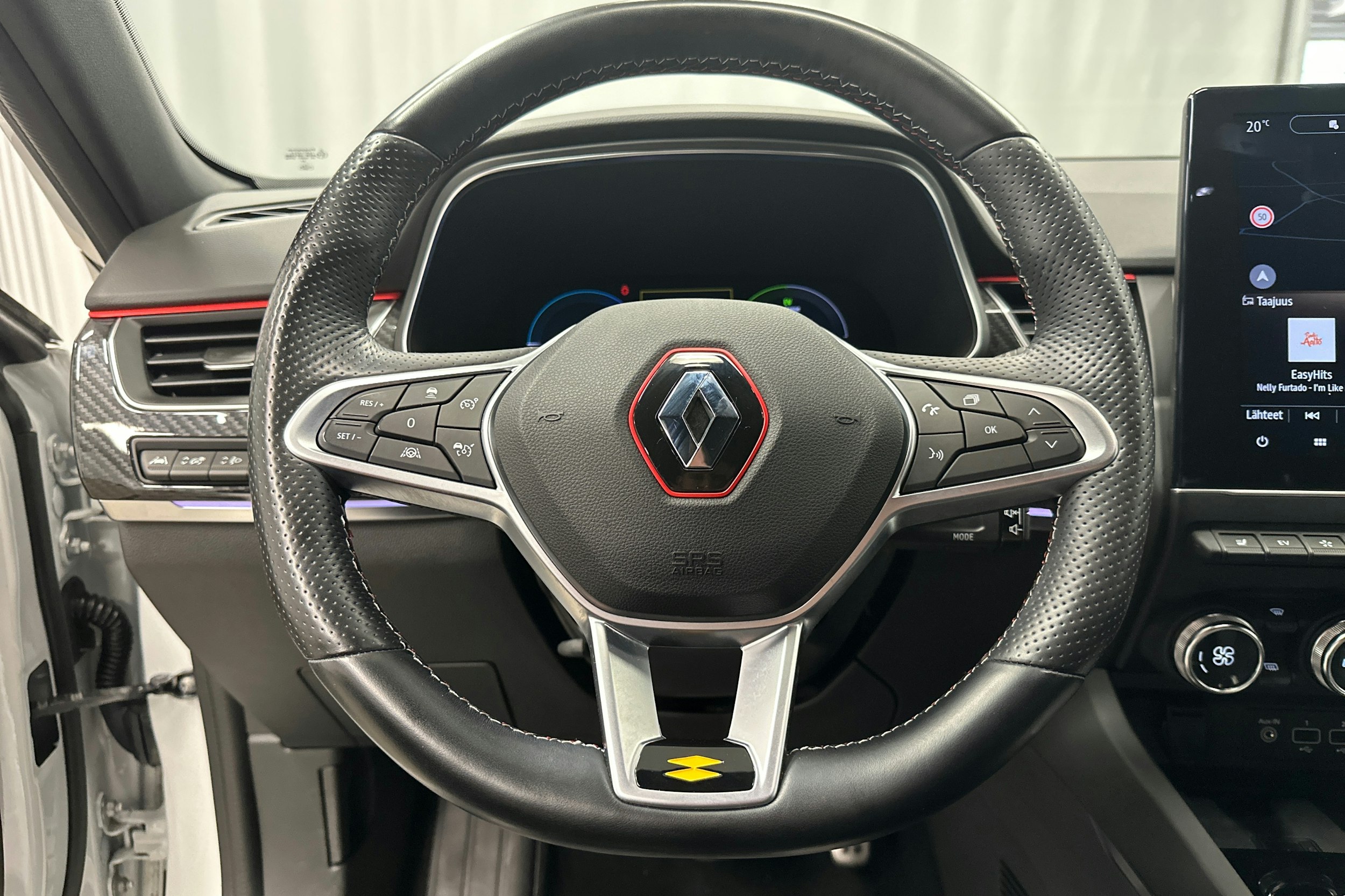 valkoinen Renault Arkana 2022 kuva 15.