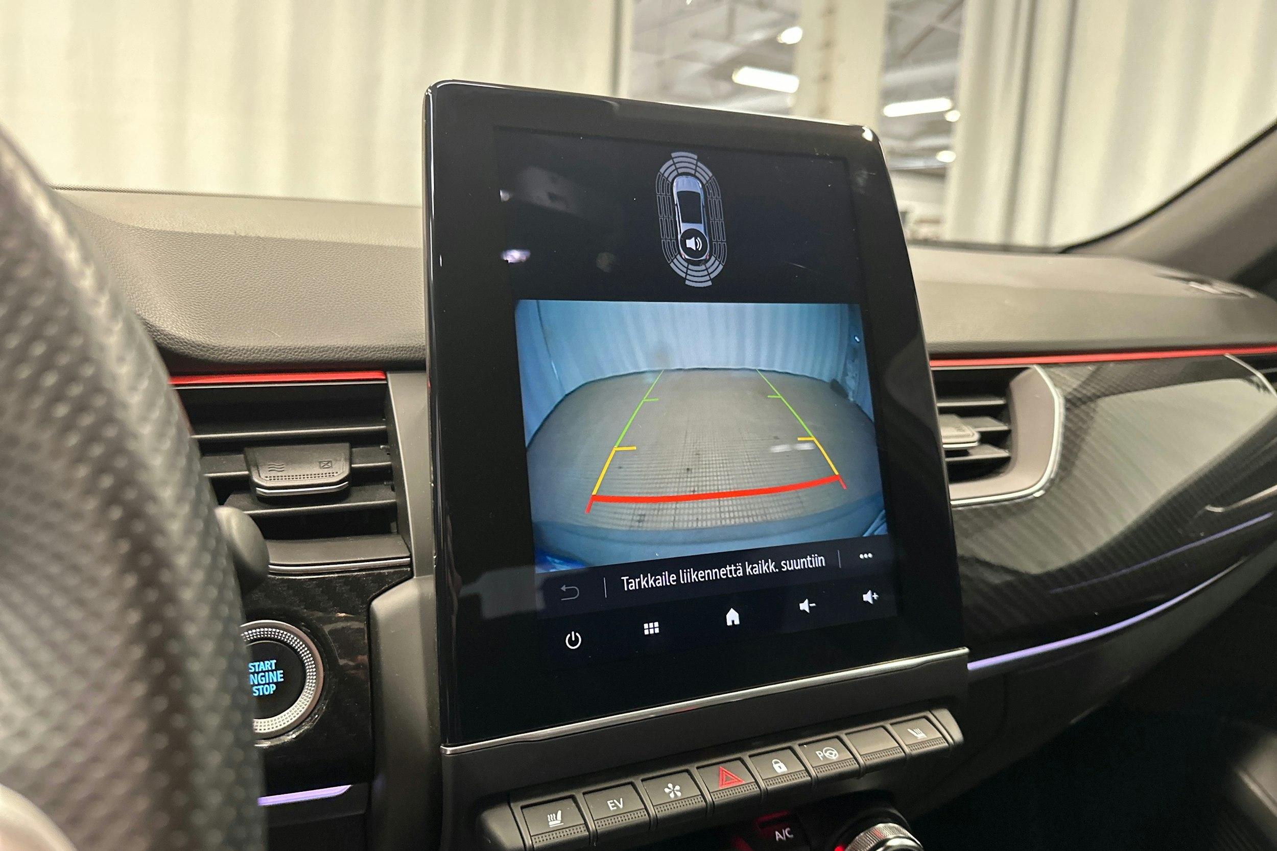 valkoinen Renault Arkana 2022 kuva 19.