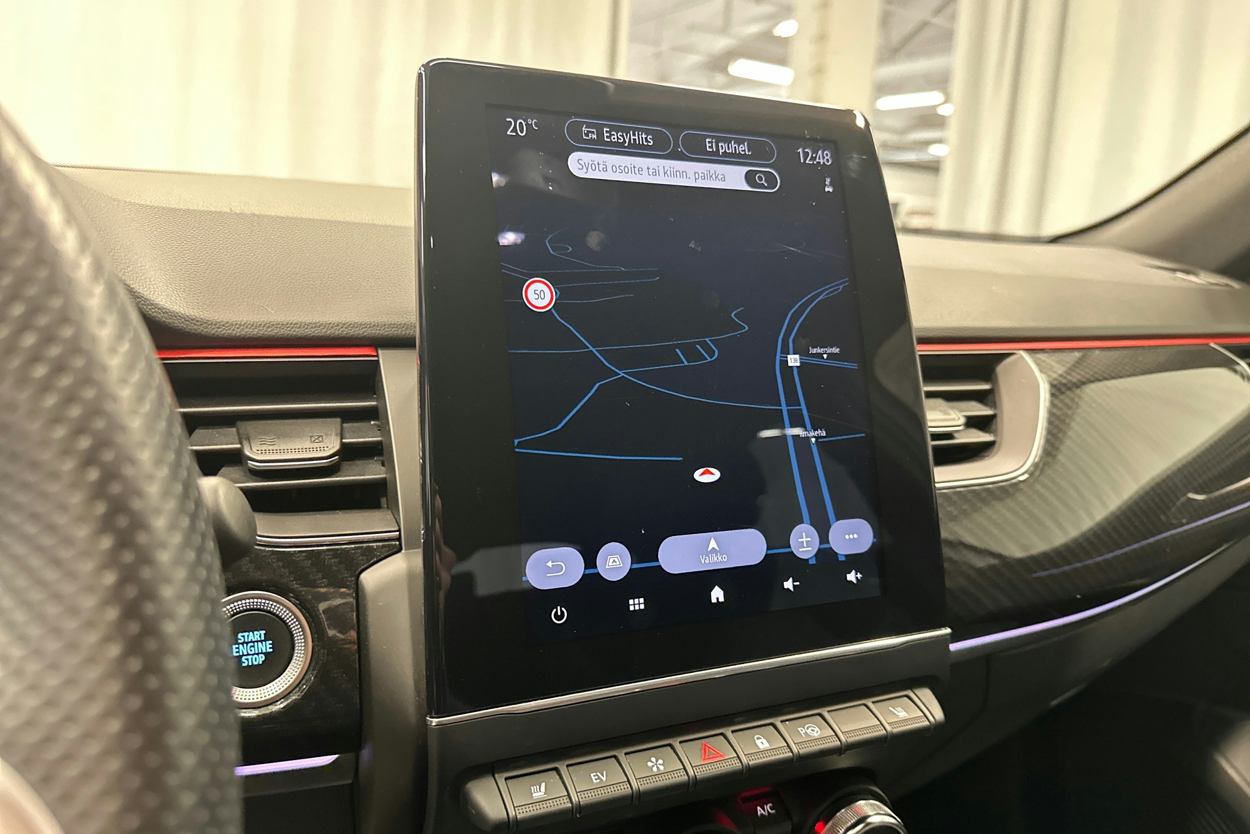 valkoinen Renault Arkana 2022 kuva 20.